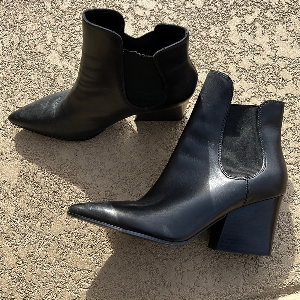 Kendall + Kylie boots Sz 10 3” heel